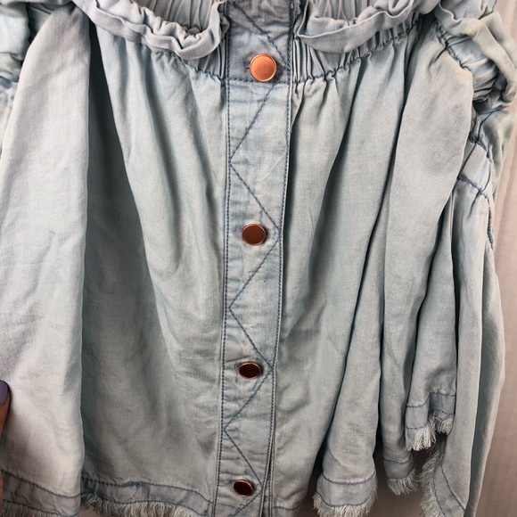 R + J Couture Light Chambray Cold Shoulder M - Picture 6 of 7